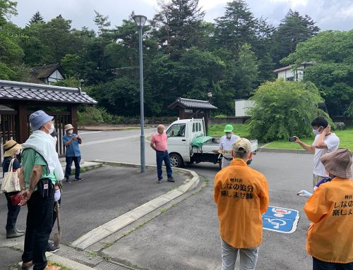 文学散歩道の看板を整備